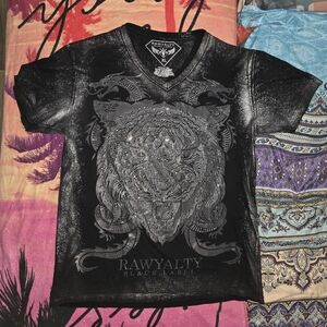 Rawyalty Black Label Tiger Graphic V-Neck Tee - Black